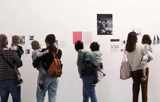 Affiche Visite des tout-petits