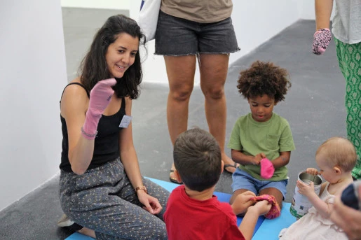 Affiche Visites des tout-petits - bébés à partir de 6 mois accompagnés d'un·e adulte